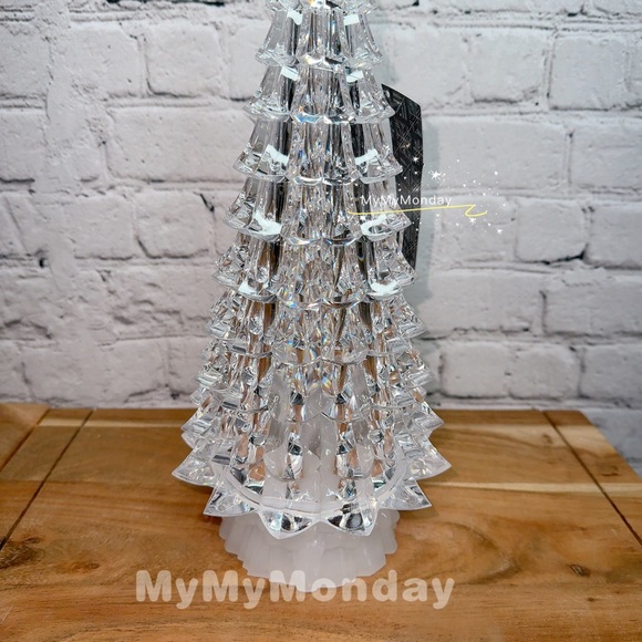 Tahari Christmas Tree Light Up 15" - Picture 5 of 6